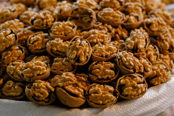 Premium Walnuts /Akhrot– Natural, Protein-Rich, Heart-Healthy & Antioxidant Snack